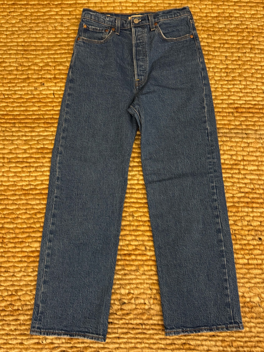 Levi's Ribcage Straight Ankle Jean in size 27